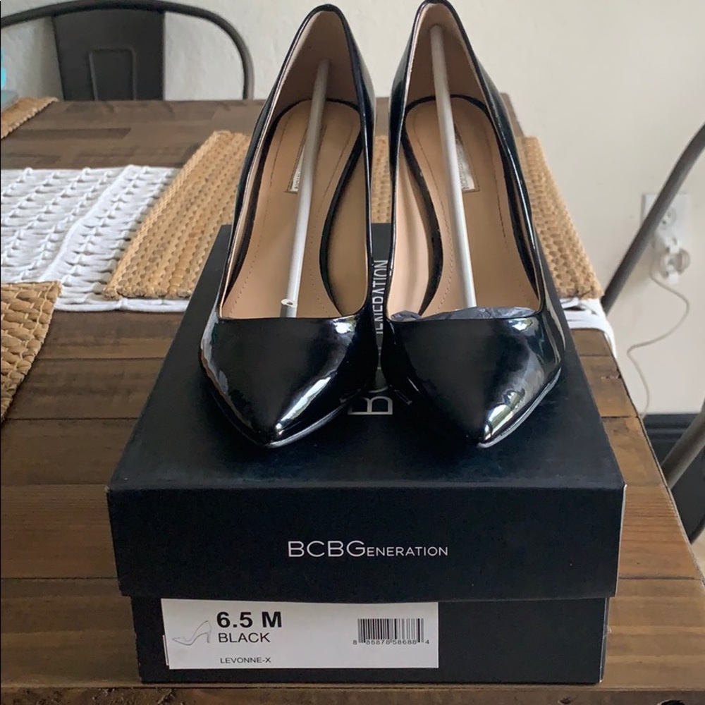 BCBGeneration Levonne black Pumps